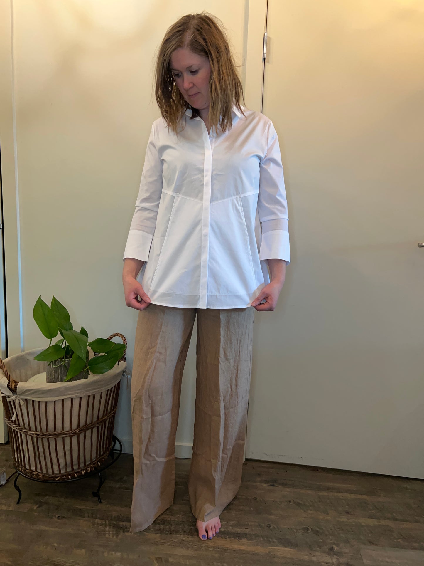 Carré Noir - Chemise à col blanc