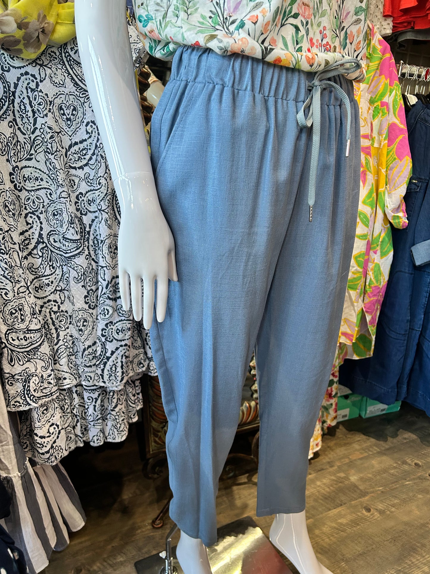 Bali – Elastic Waist Lightweight Pant with Linen Look