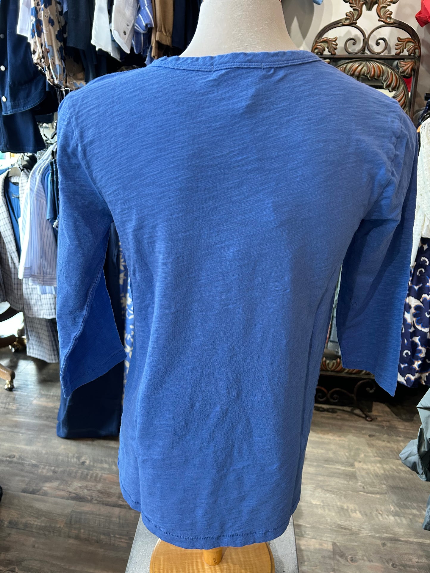 Mododoc – 3/4 Sleeve Tee in 'Blue Dream'