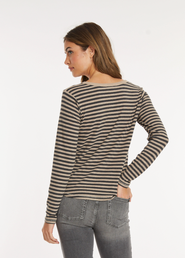 Mododoc – Long Sleeve Slim Shirttail Henley