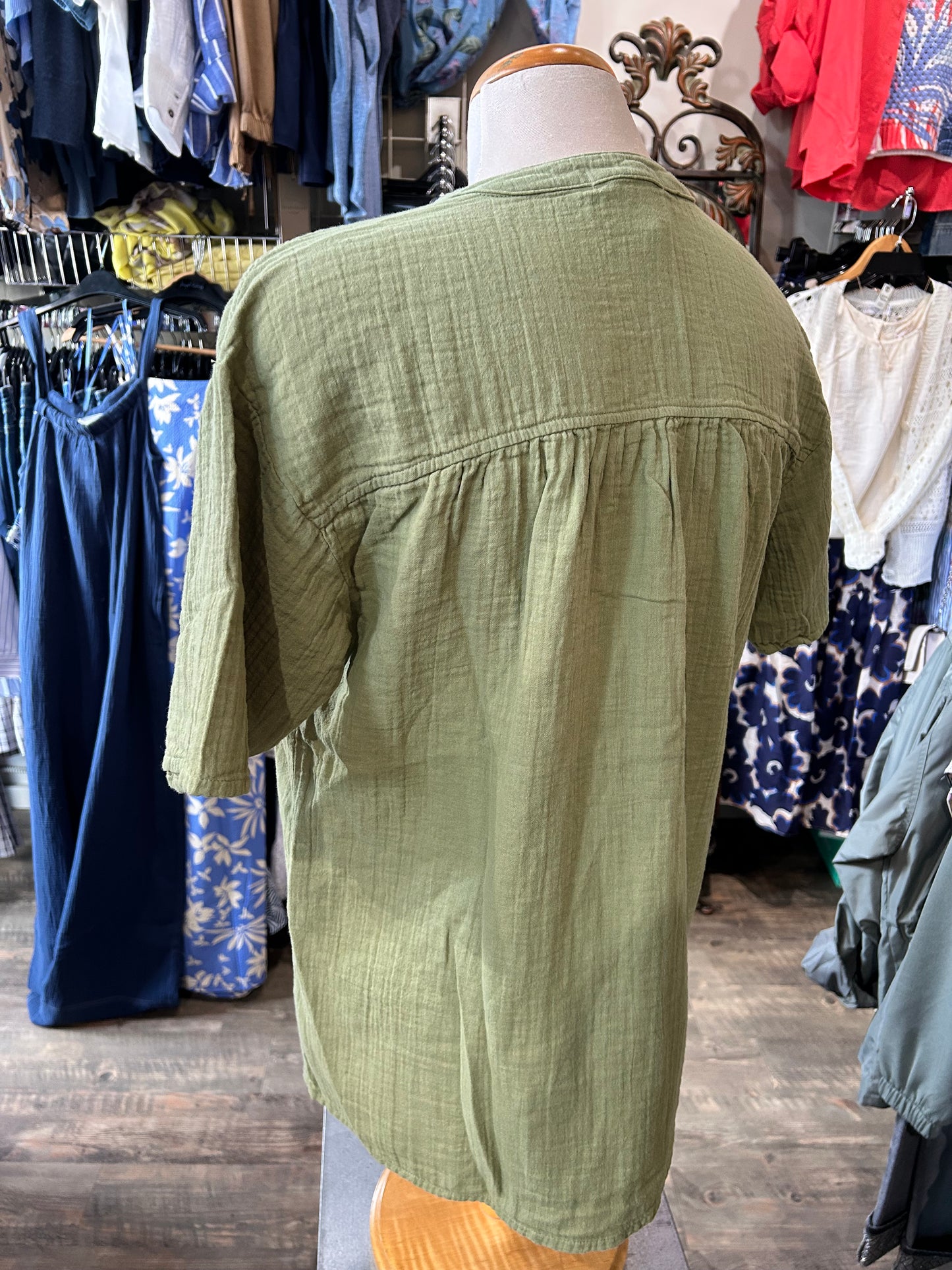 Mododoc – Button-Up Half Sleeve Blouse