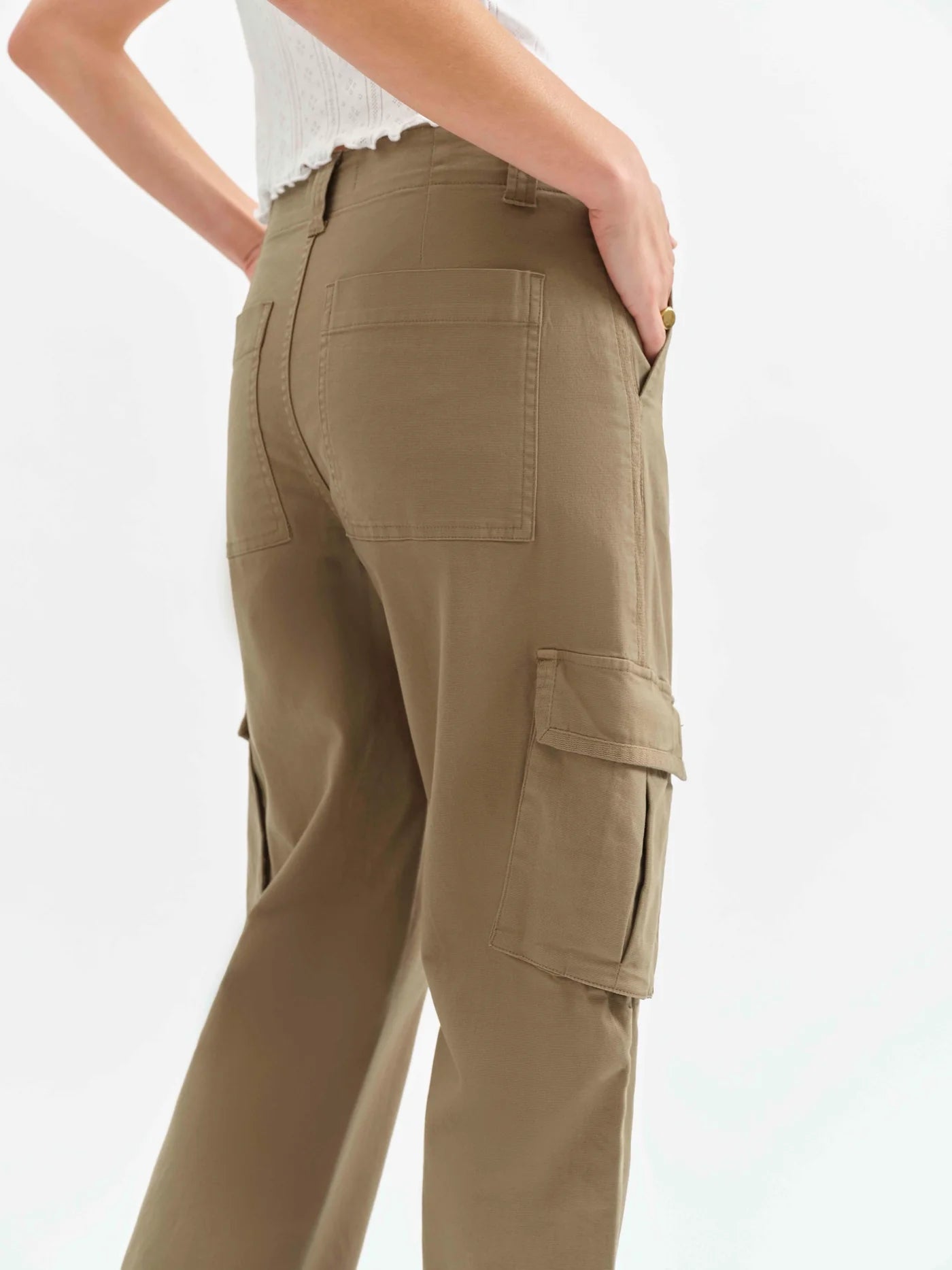 Daze - The Squad Curved Leg Cargo Pant in Thicket
