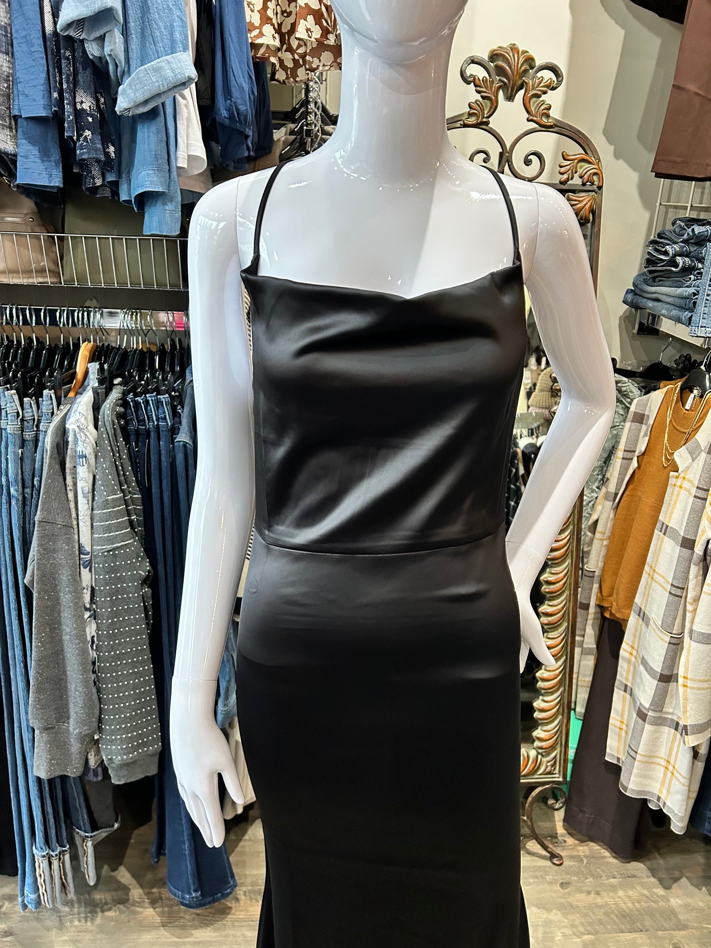 Late - Tiffany Dress