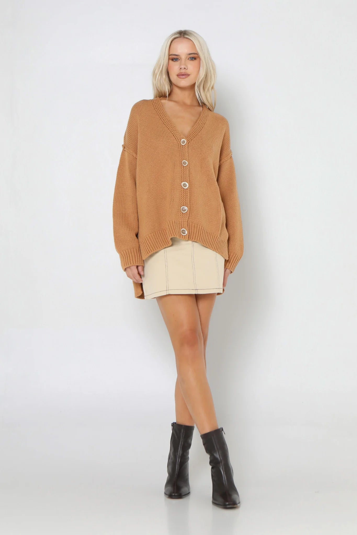 Lost in Lunar - Dion Cardigan