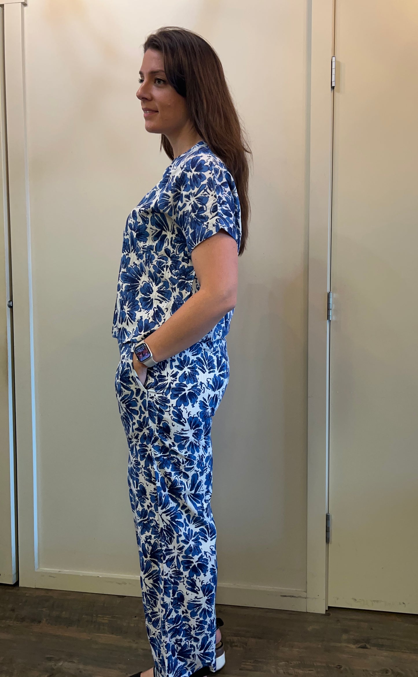 Dress Addict - Blue/White Floral Top