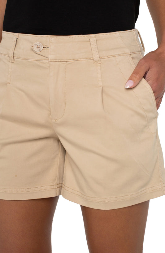 Liverpool - Pleated Trouser Short (Cappuccino)