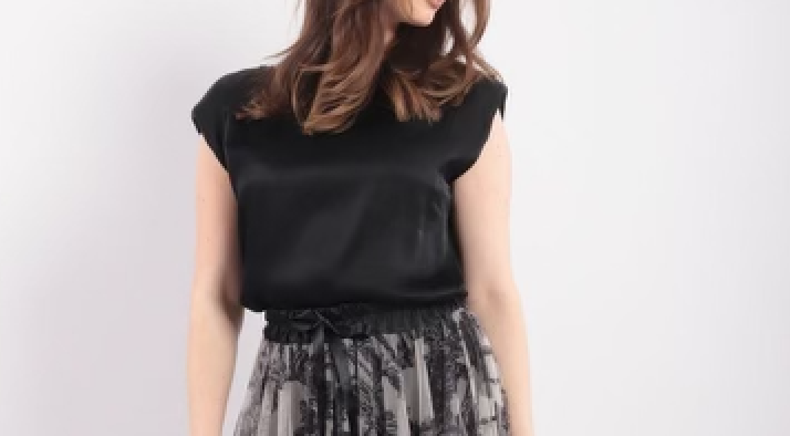 Jessica Laura - Silk Top in Black