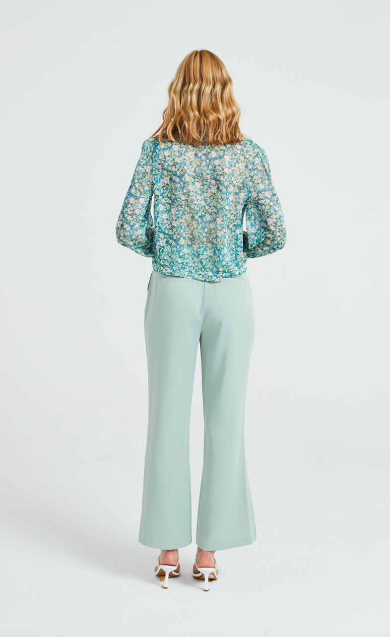 Angeleye - Collared Cropped & Sheer Blouse