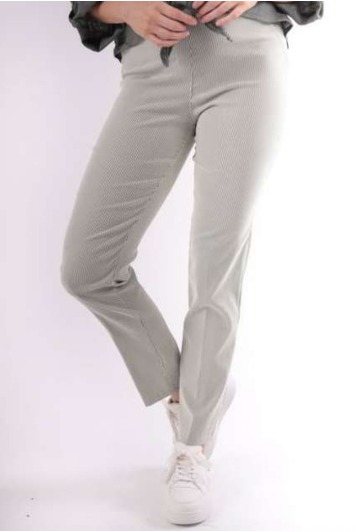Jessica Laura – Pinstripe Pull-On Pants
