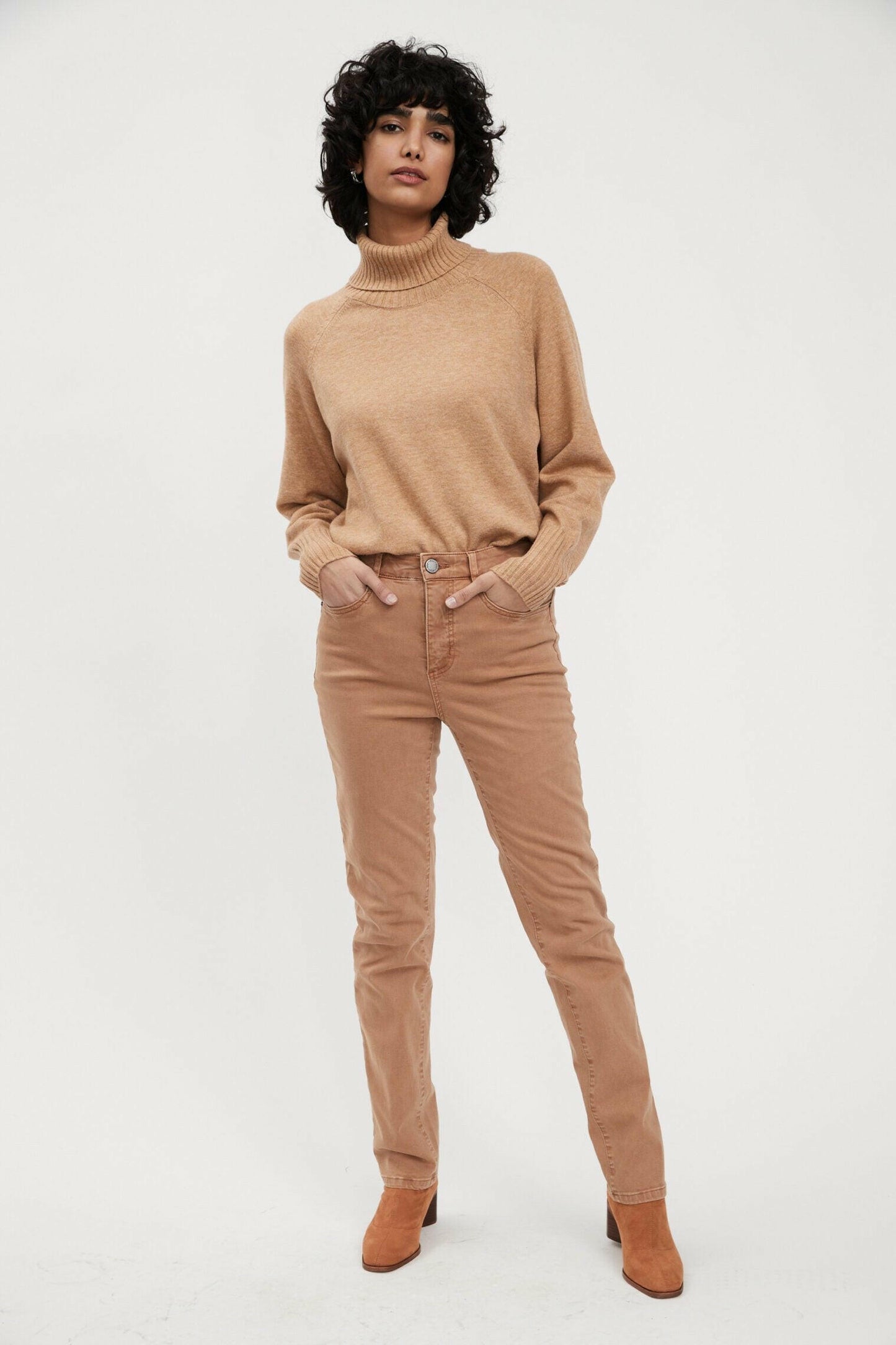 Suzanne straight leg - Gayle's Fashions