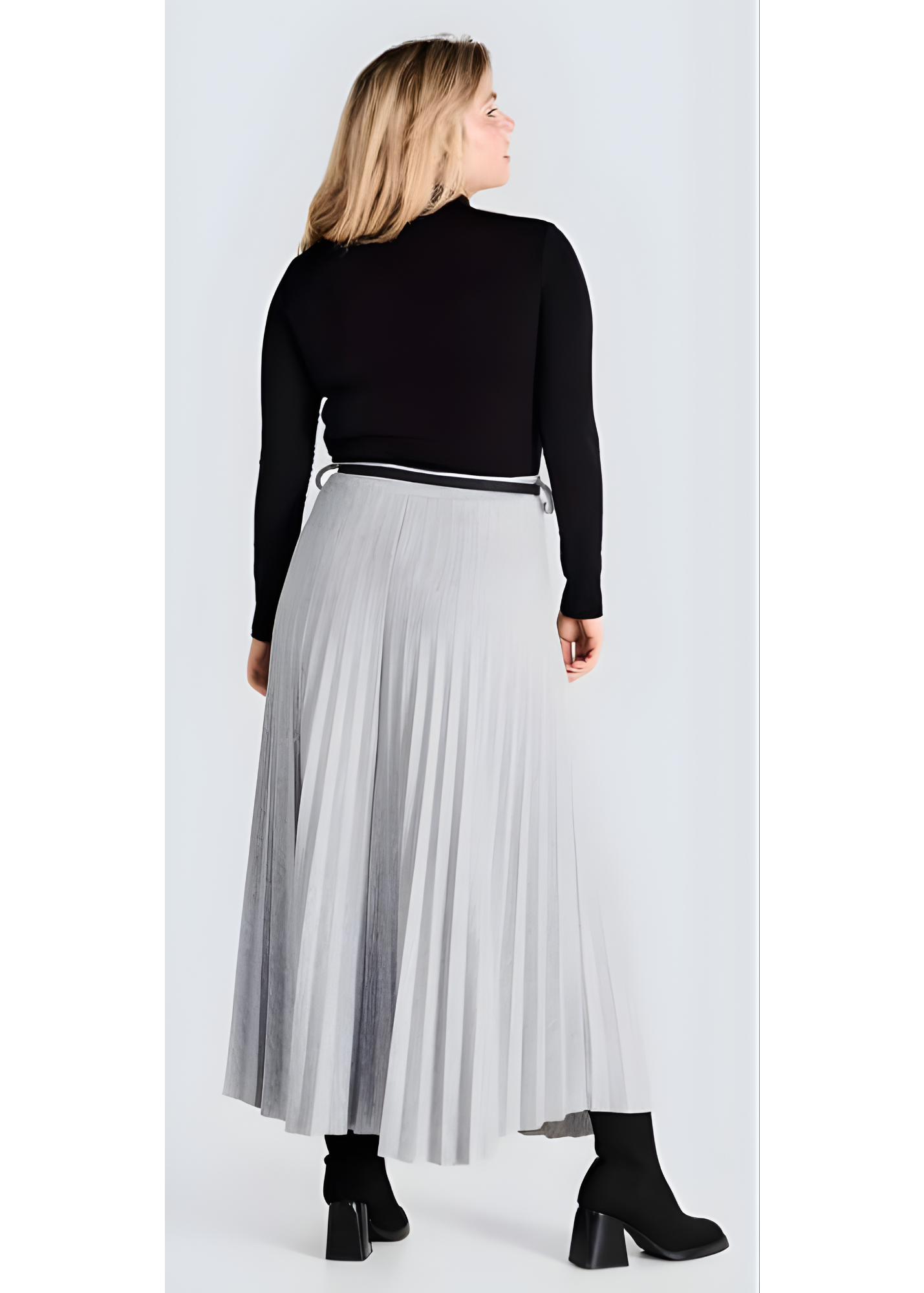 Jessica Laura – Pleated Knit Long Skirt with Faux Leather Belt