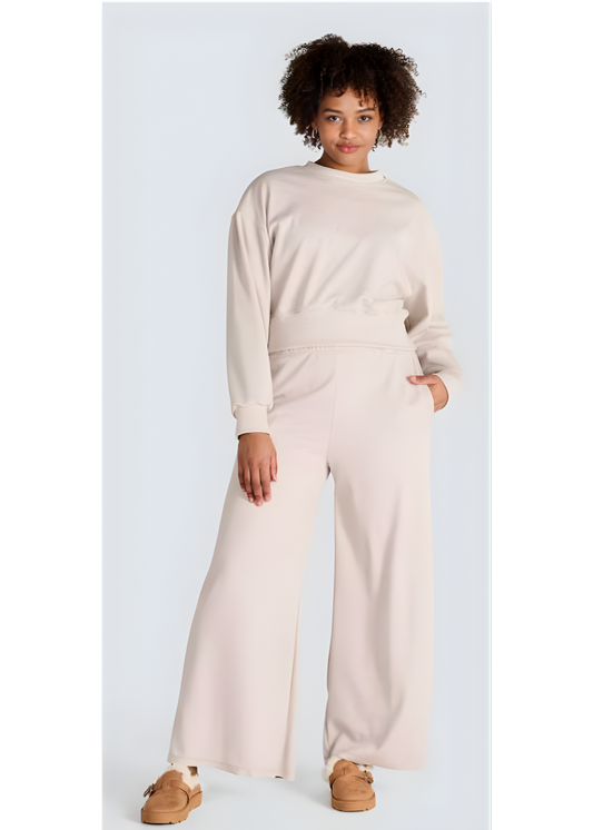 Simple long sleeve beige top in viscose blend, casual Jessica Laura fashion.