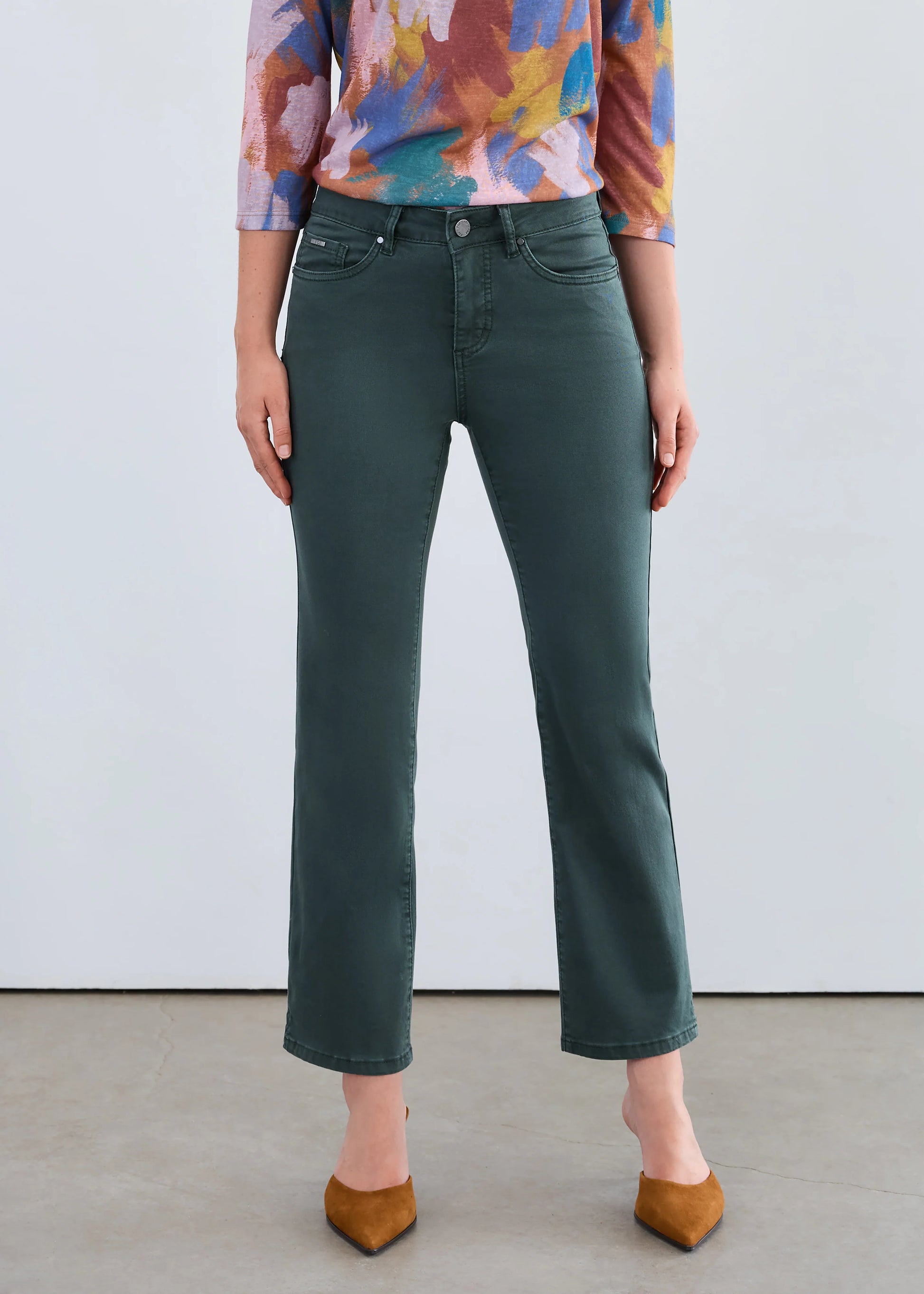 Front view Olivia boot ankle jeans in spruce by FDJ, boutique denim.
