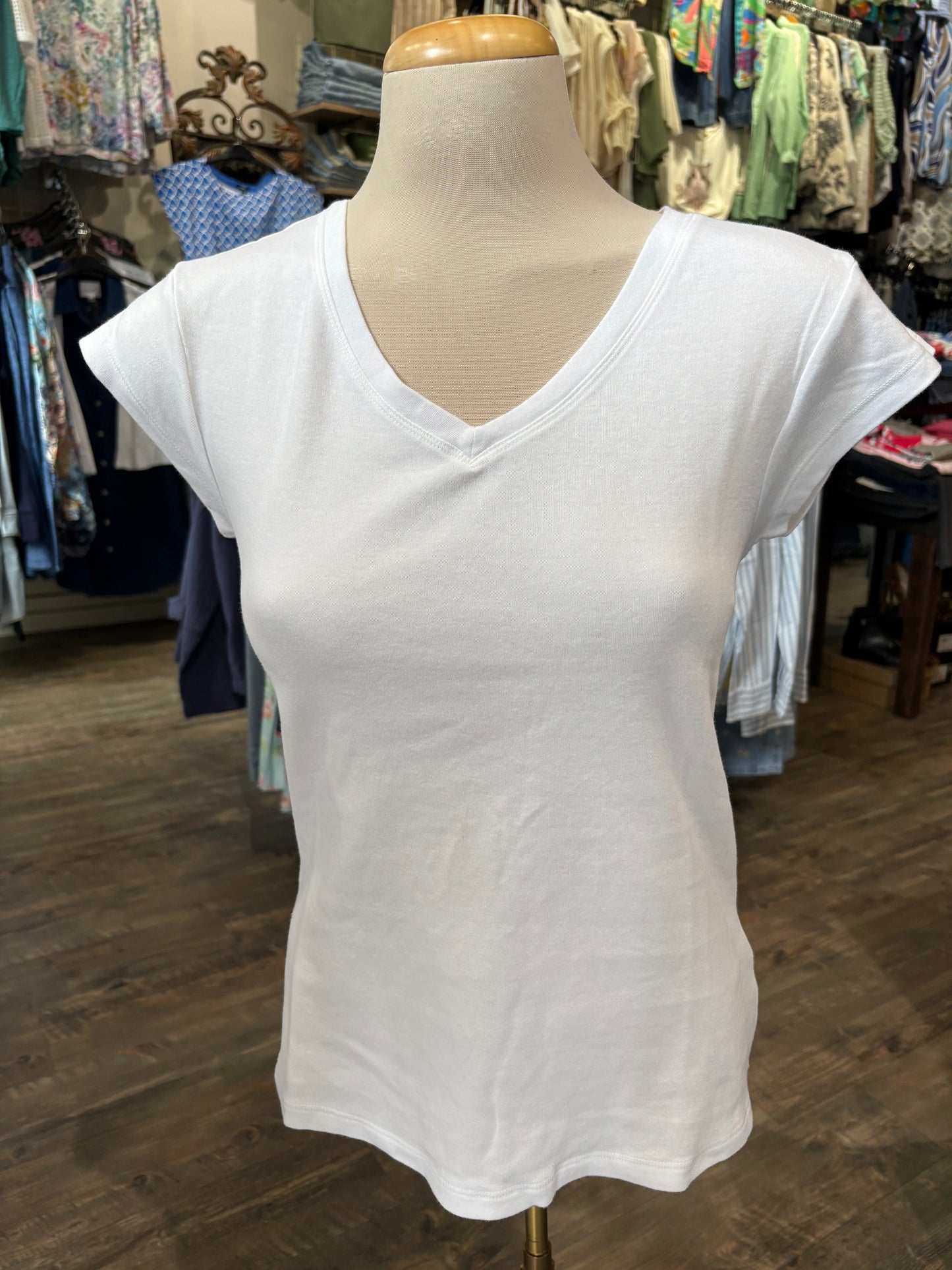 Mododoc – V-Neck Cap Sleeve Tee, White