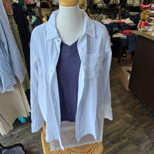 Mododoc – Long Sleeve Button-Up Shirt (White Halo)