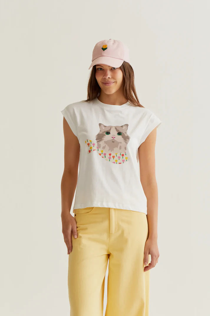 Compañía Fantástica – Cat Print Wide Shoulder Tee