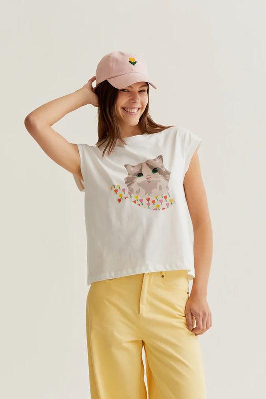Compañía Fantástica – Cat Print Wide Shoulder Tee