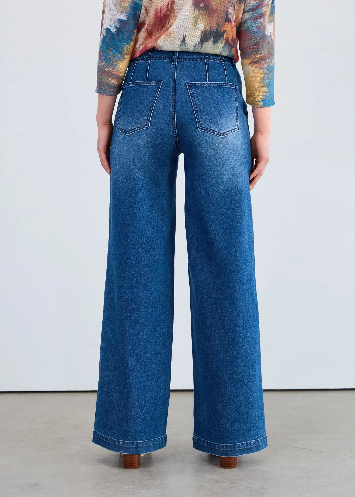 Back view FDJ Suzanne wide trouser jeans, dark wash denim for women.