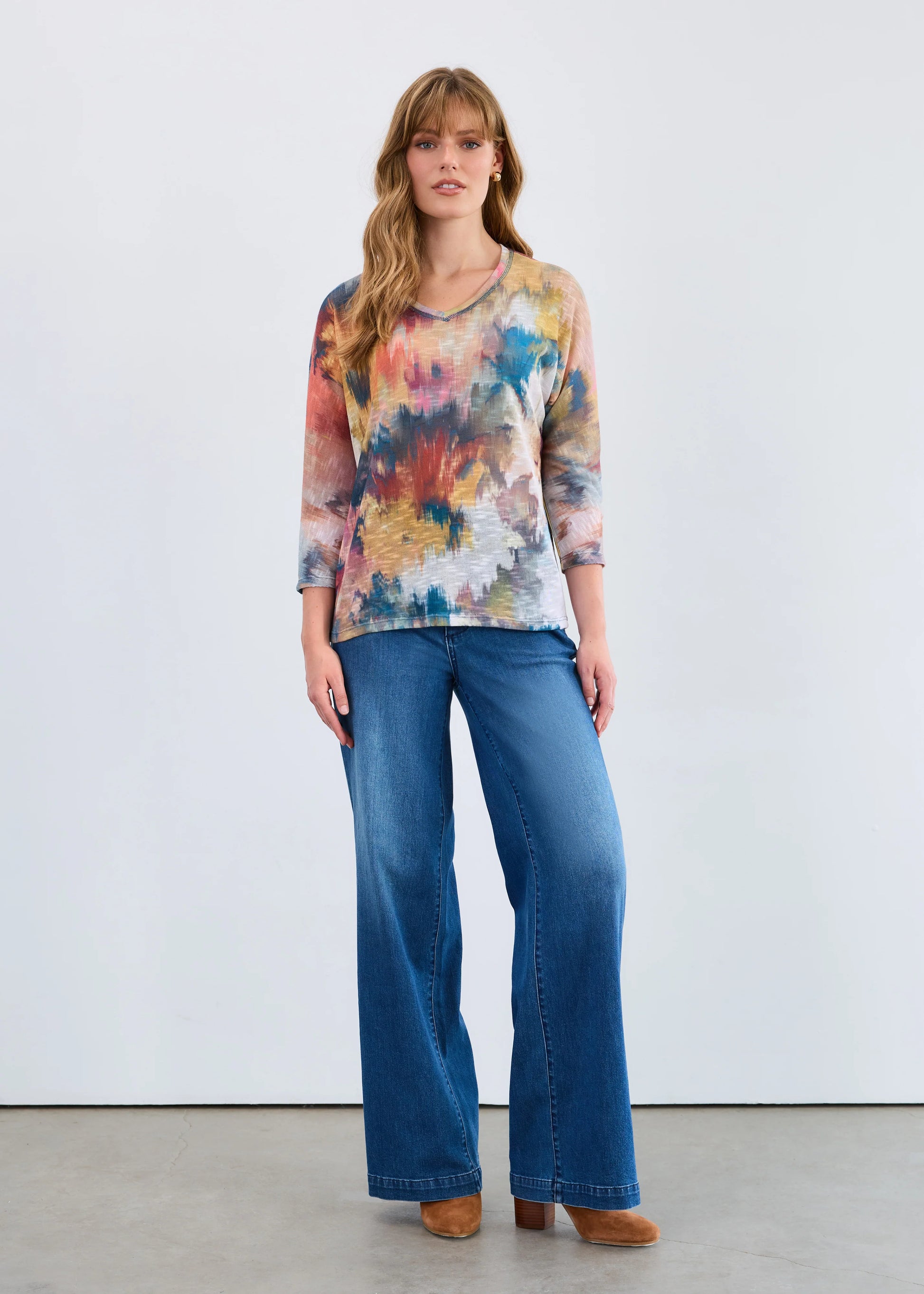Model wearing FDJ's Suzanne Wide Trouser Jeans in dark wash, shop at Gayle’s Fashions Canada.