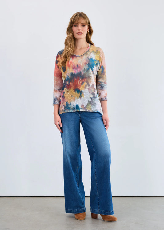Model wearing FDJ's Suzanne Wide Trouser Jeans in dark wash, shop at Gayle’s Fashions Canada.