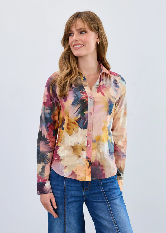 Woman wearing FDJ's floral 'Melanie' button-up blouse, boutique women’s fashion Canada.