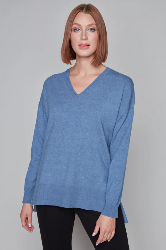 Carré Noir - Basic V-Neck Sweater