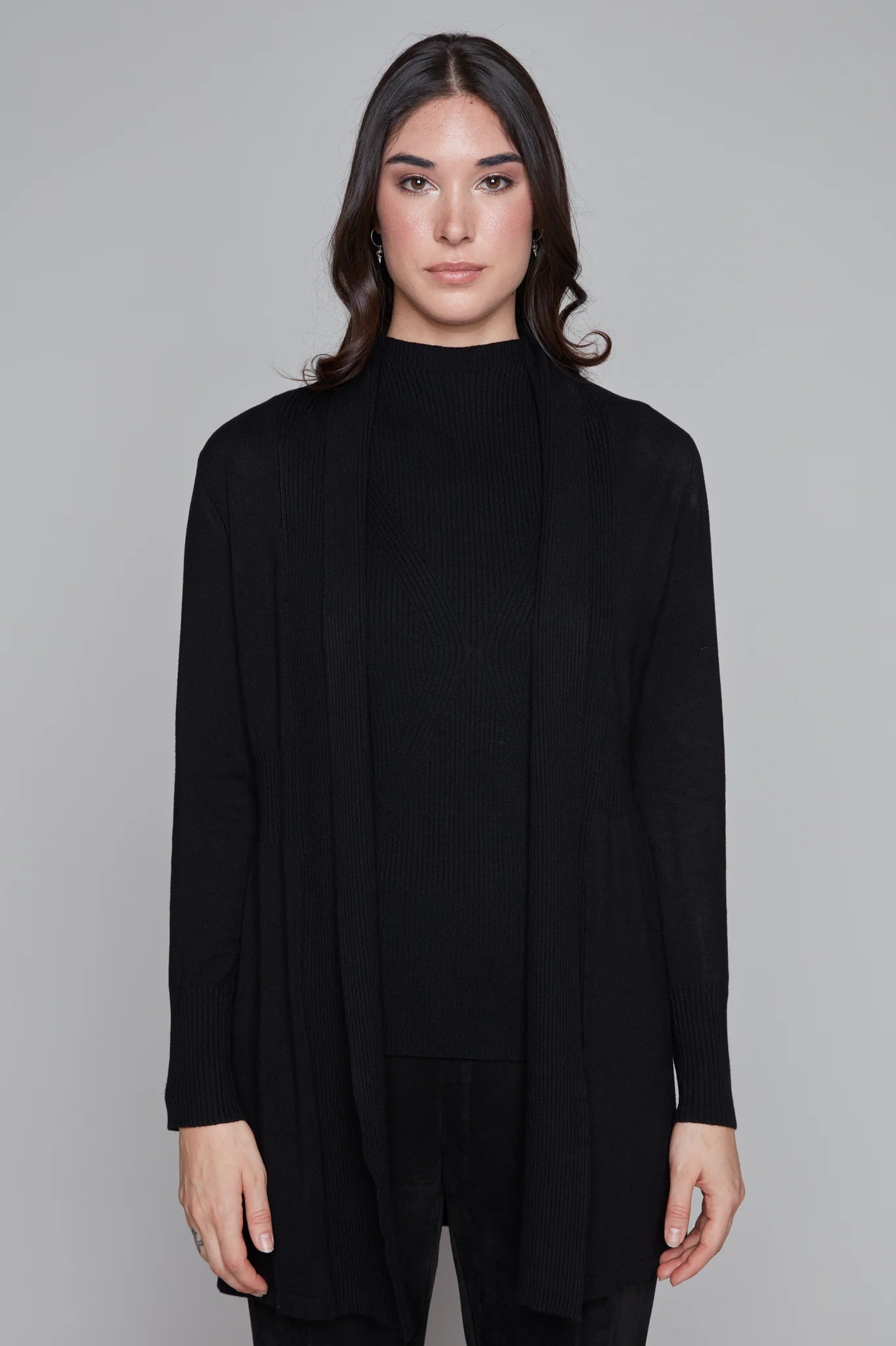 Carré Noir - Satin Long Sleeve Blouse