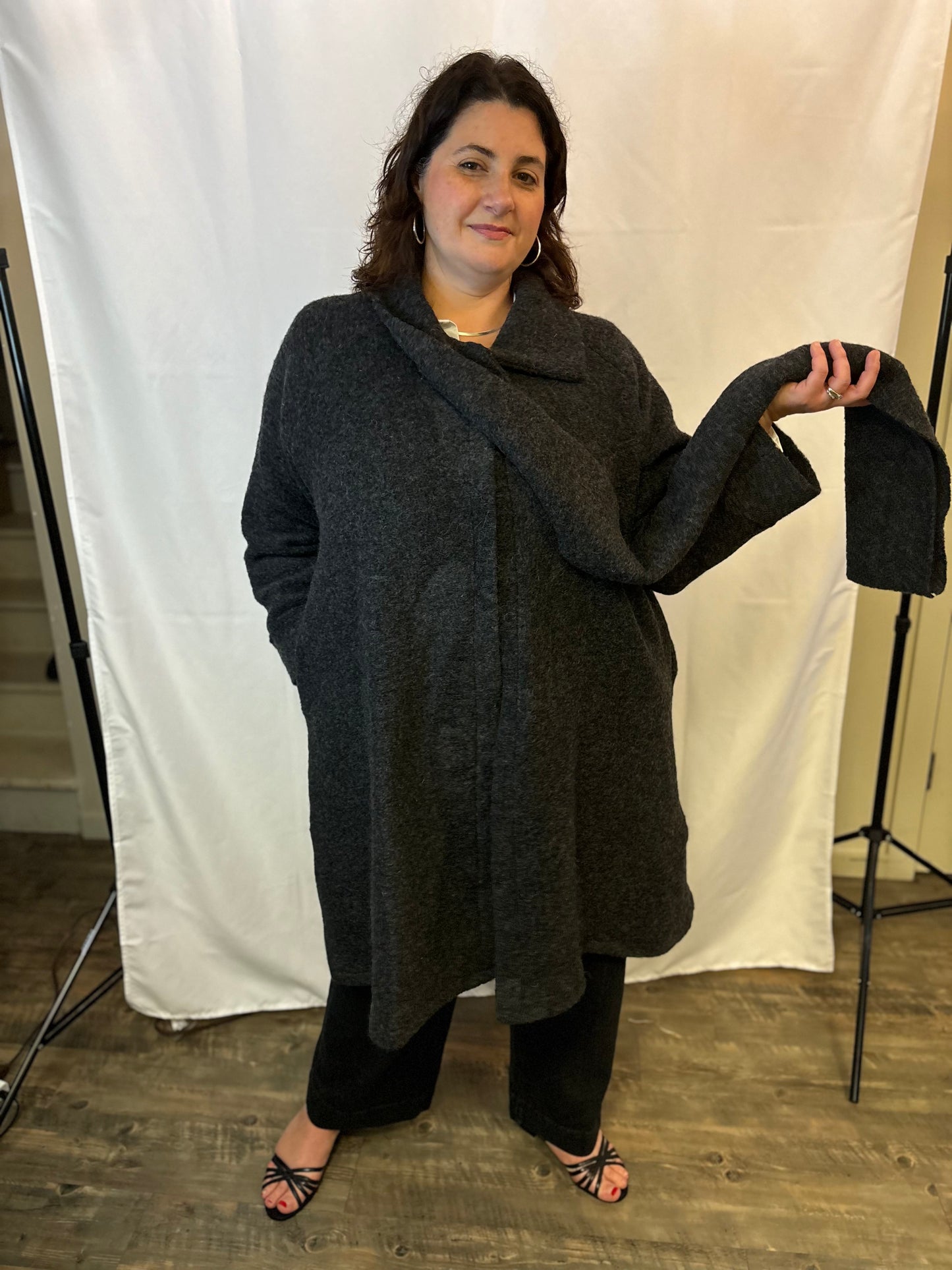 Carré Noir - Swing Style Coat in Charcoal