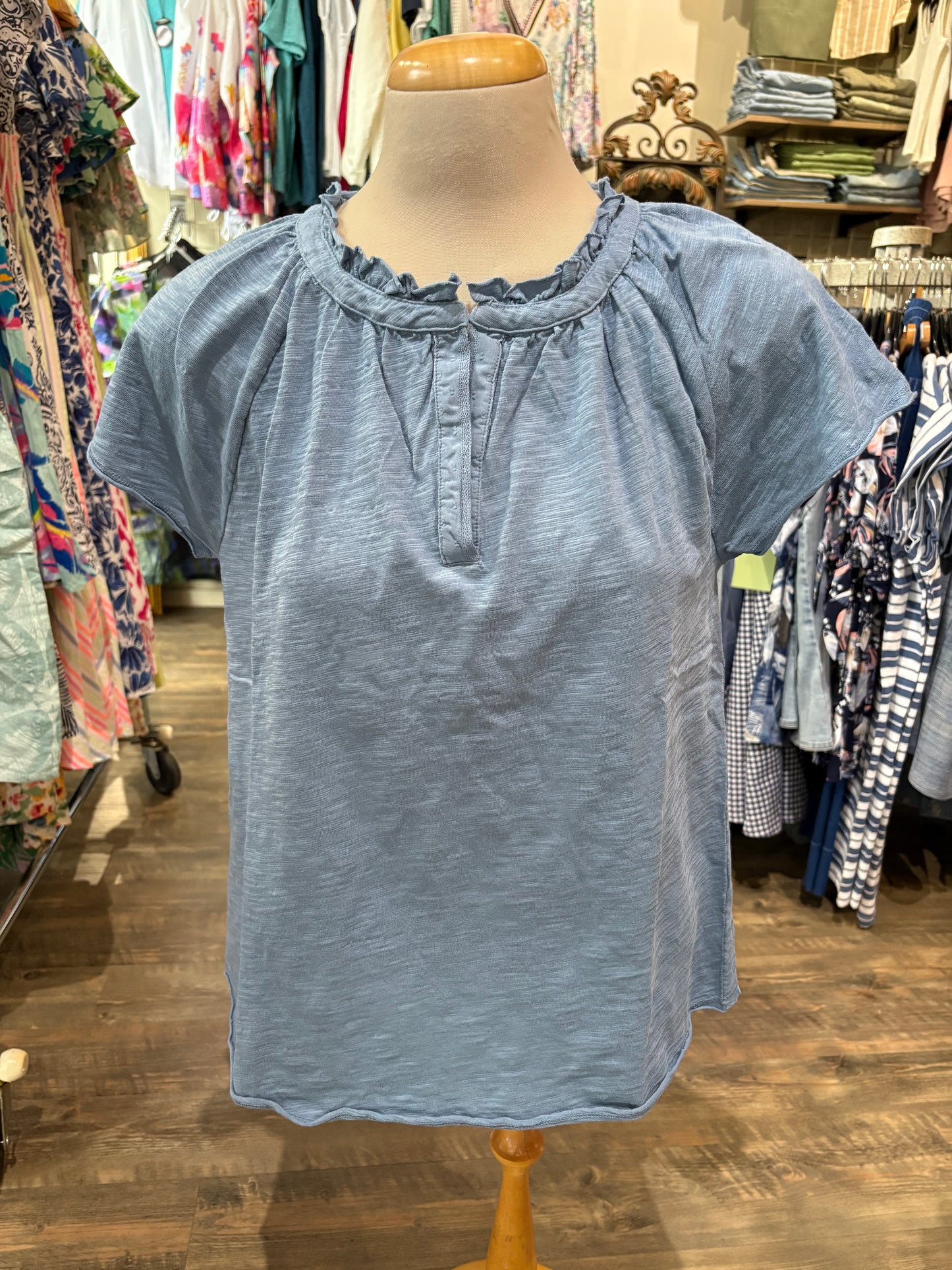 Mododoc – Cap Sleeve Tee with Ruffle Neck Detail