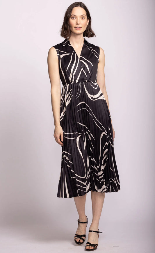 Late - Avenue Dress Black