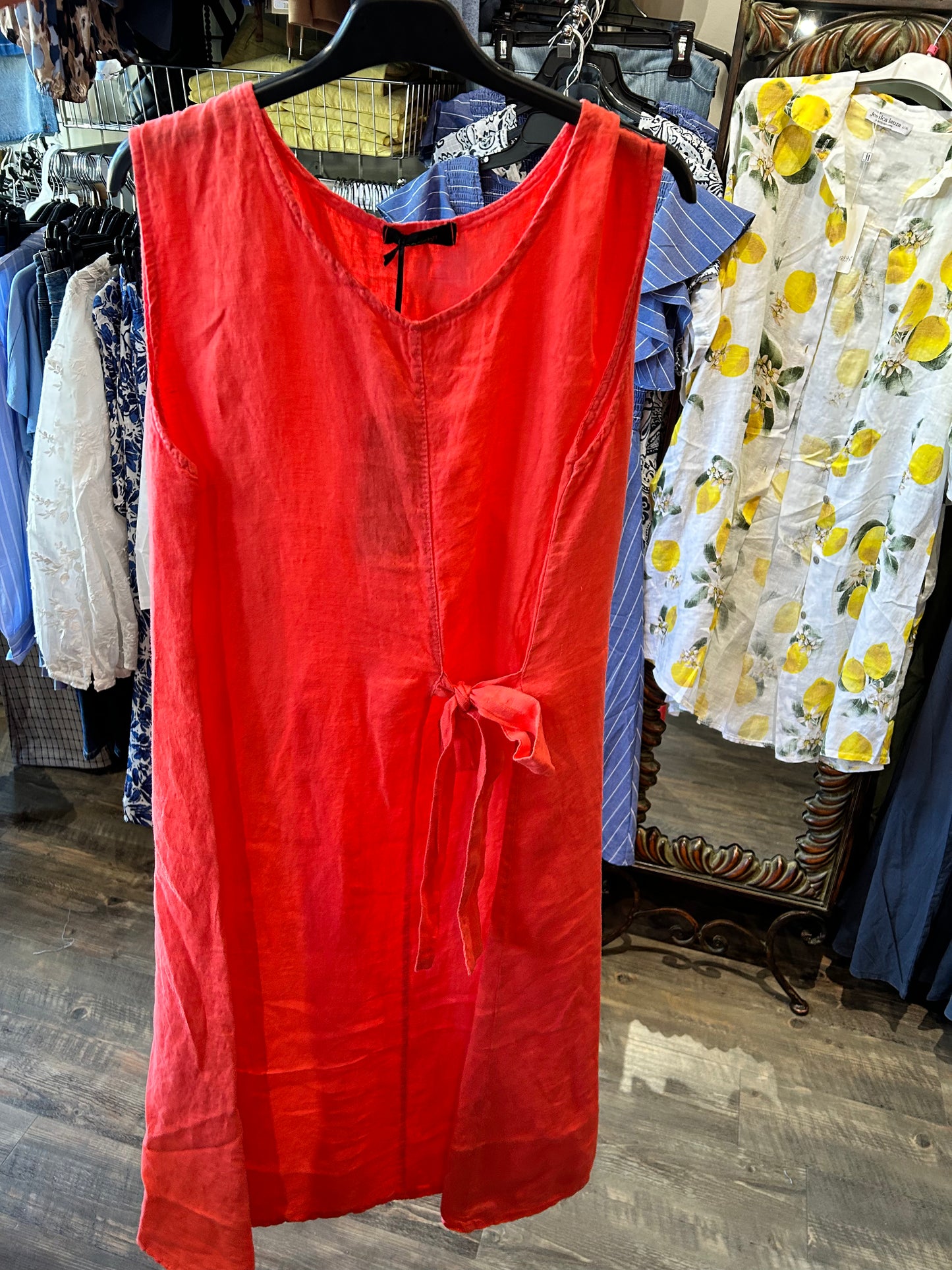 Cherishh – Sleeveless Midi Tie Dress