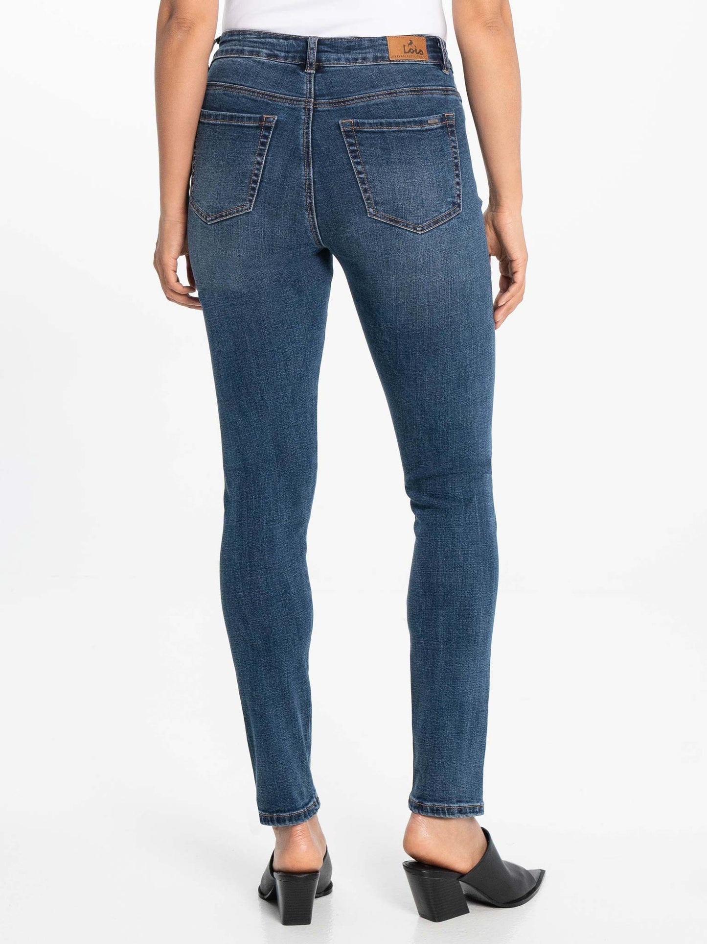 Lois - Georgia Slim-Leg Jean