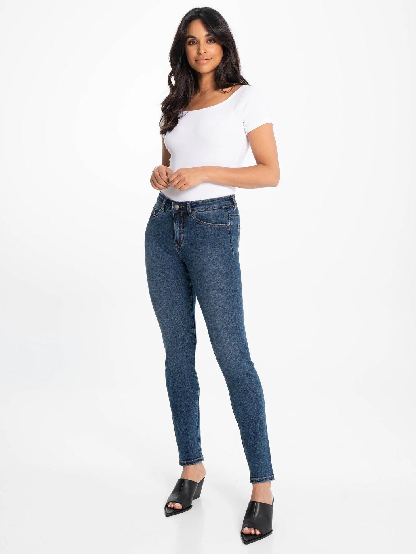 Lois - Georgia Slim-Leg Jean