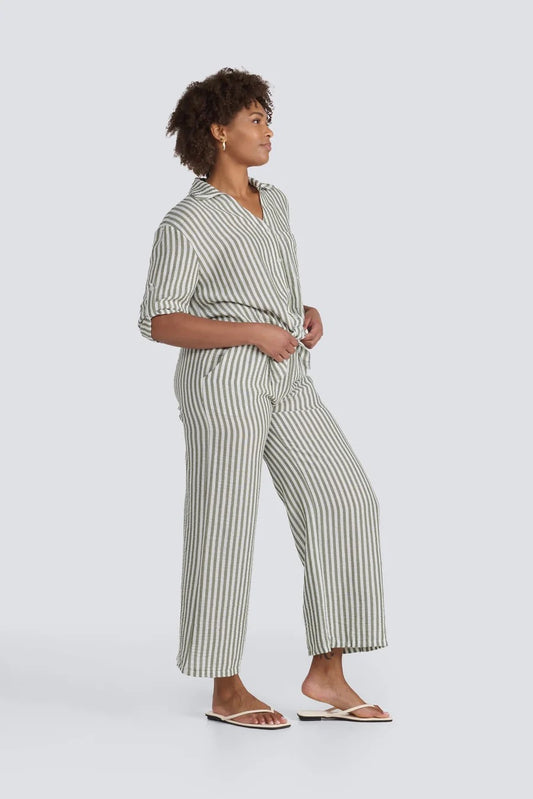 Jessica Laura – Striped Tie Front Button-Up Top
