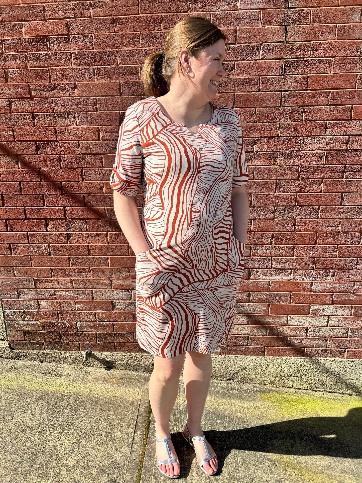 Bali - Short Sleeve Shift Dress with Pockets