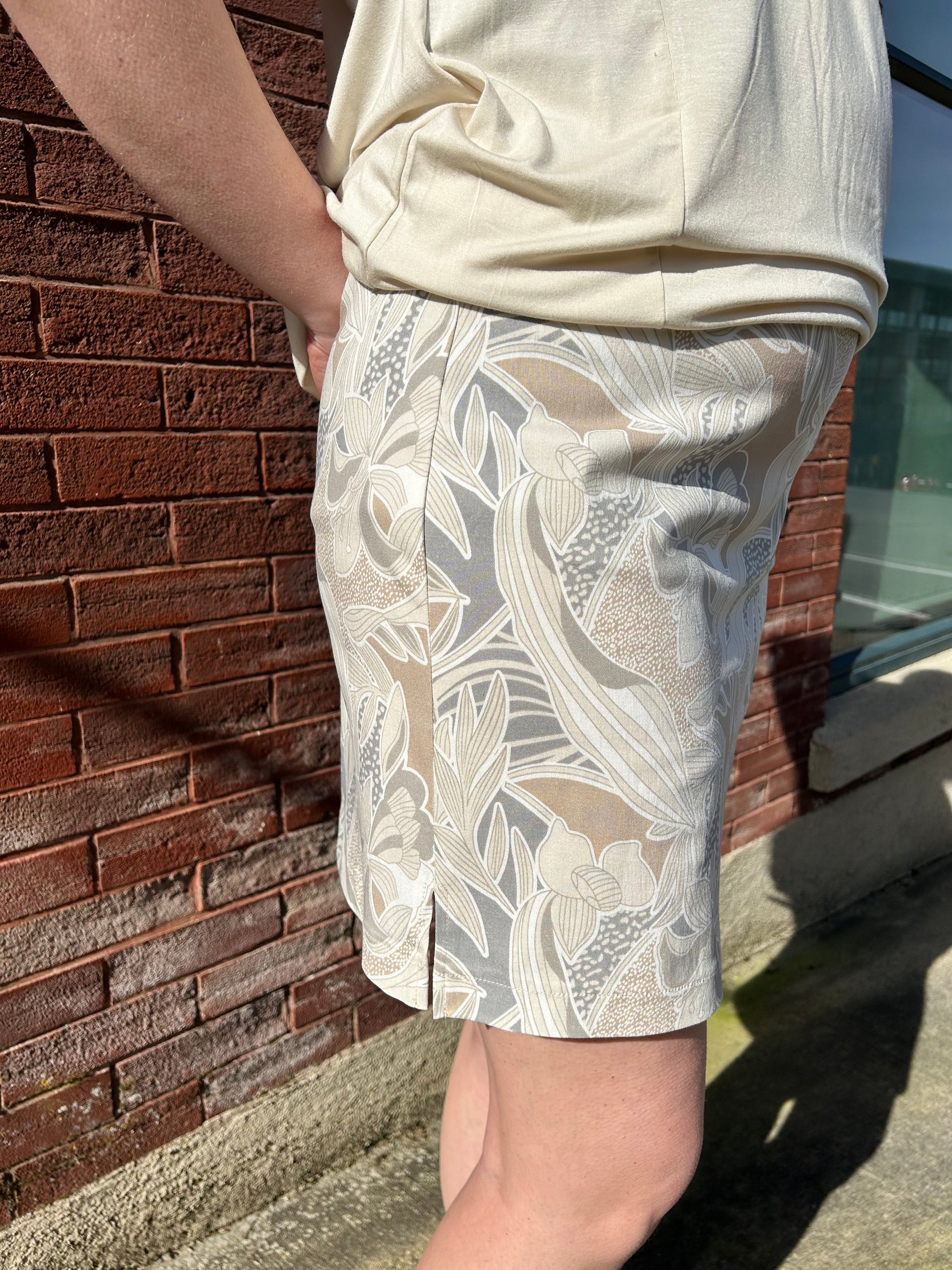 Bali - Pull-On Skort in Beige/Grey - Gayle's Fashions