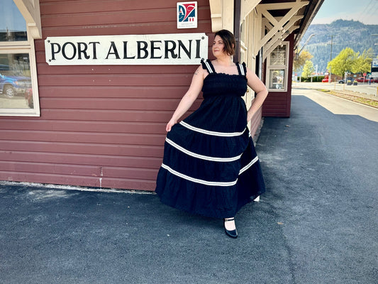 Pink Martini – Amber Dress