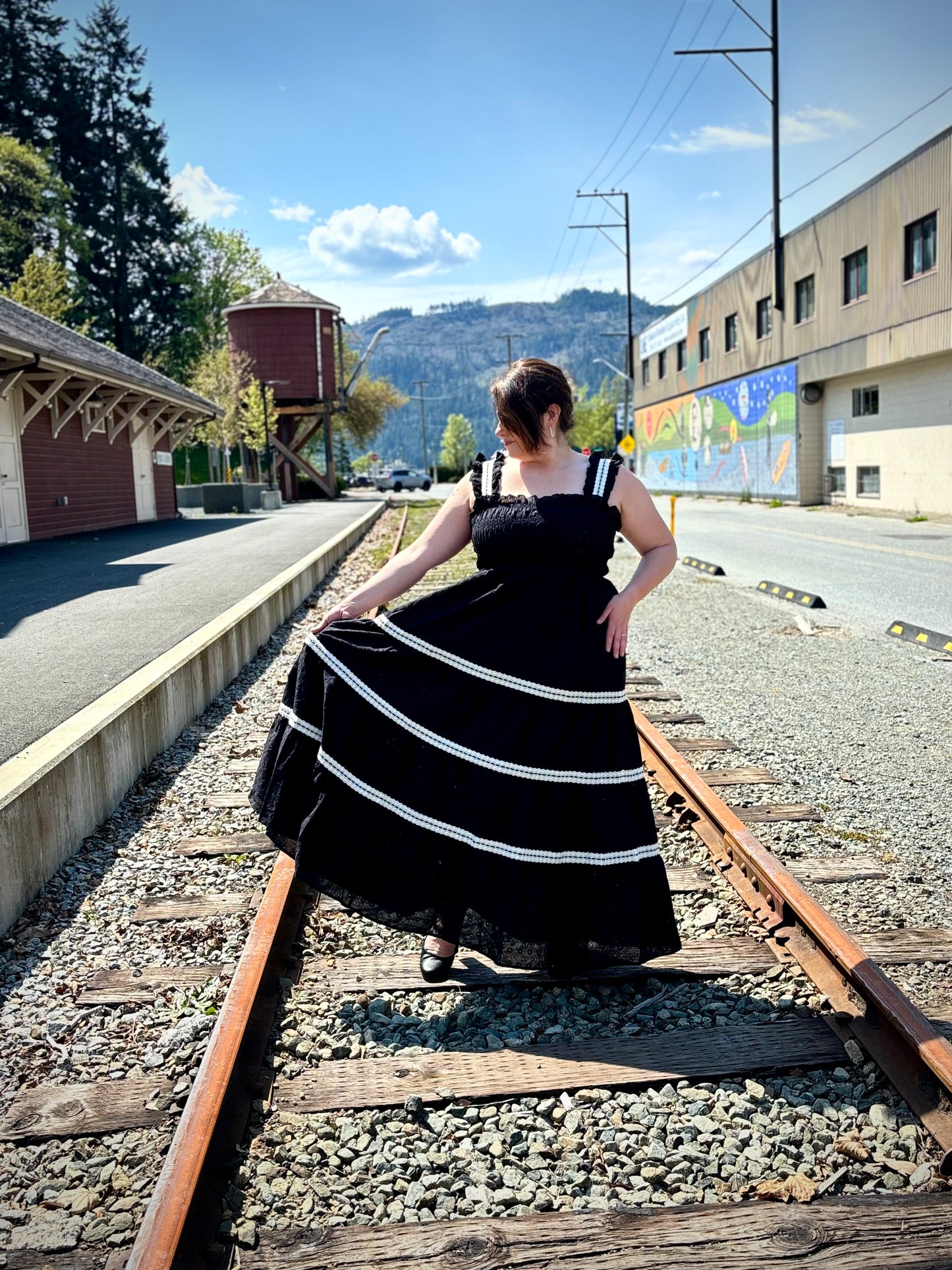 Pink Martini – Amber Dress