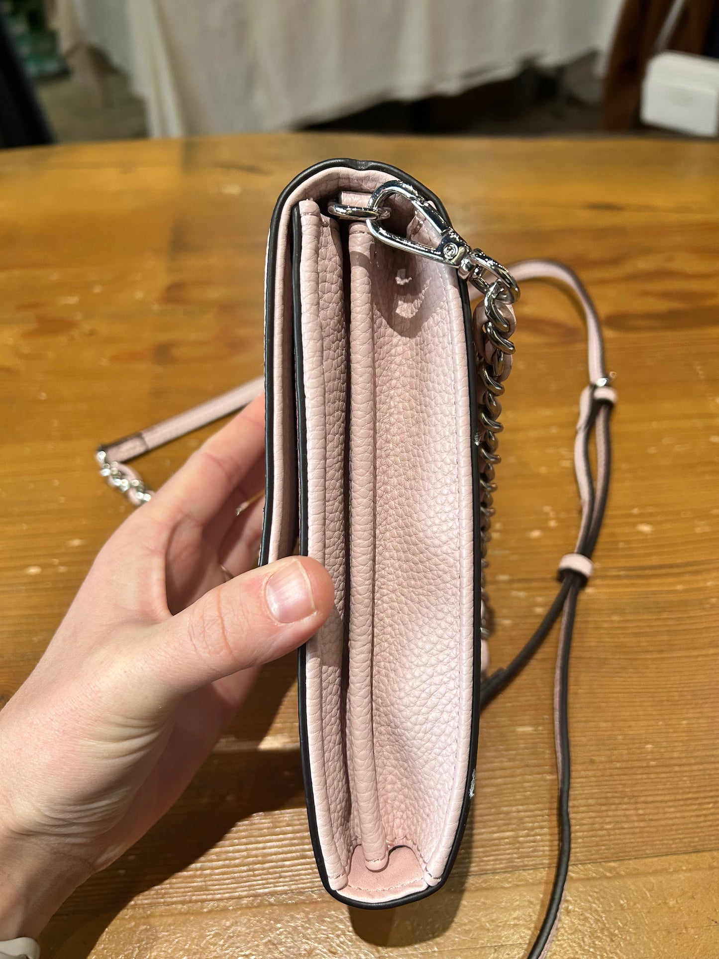 Lambert - The Alexa Phone Crossbody