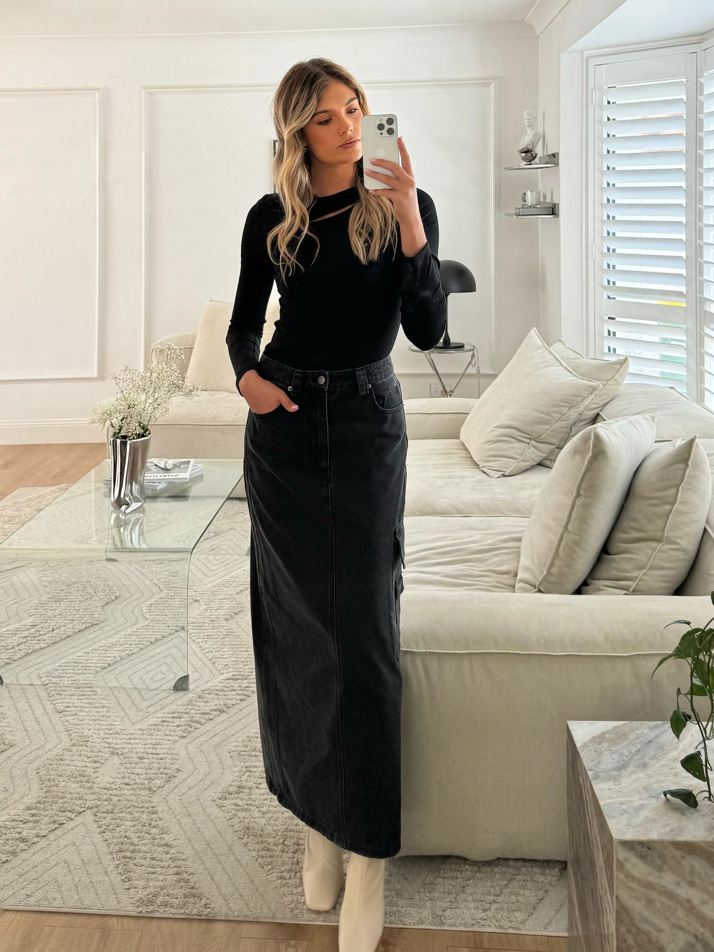 Lost in Lunar - Oslo Maxi Skirt in Black