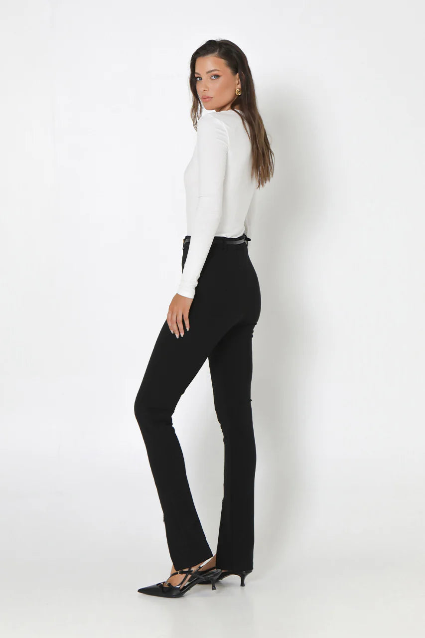 Madison the Label - Malani Long Sleeved Top