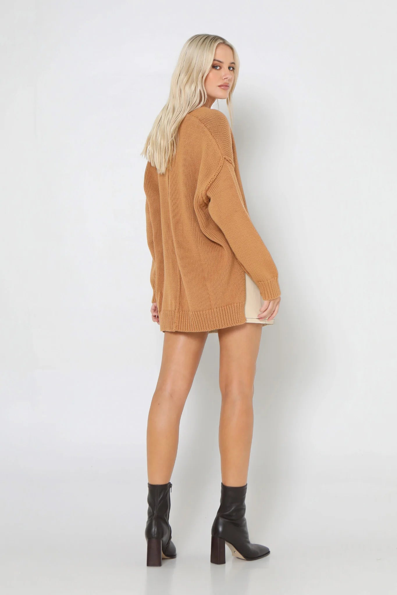 Lost in Lunar - Dion Cardigan