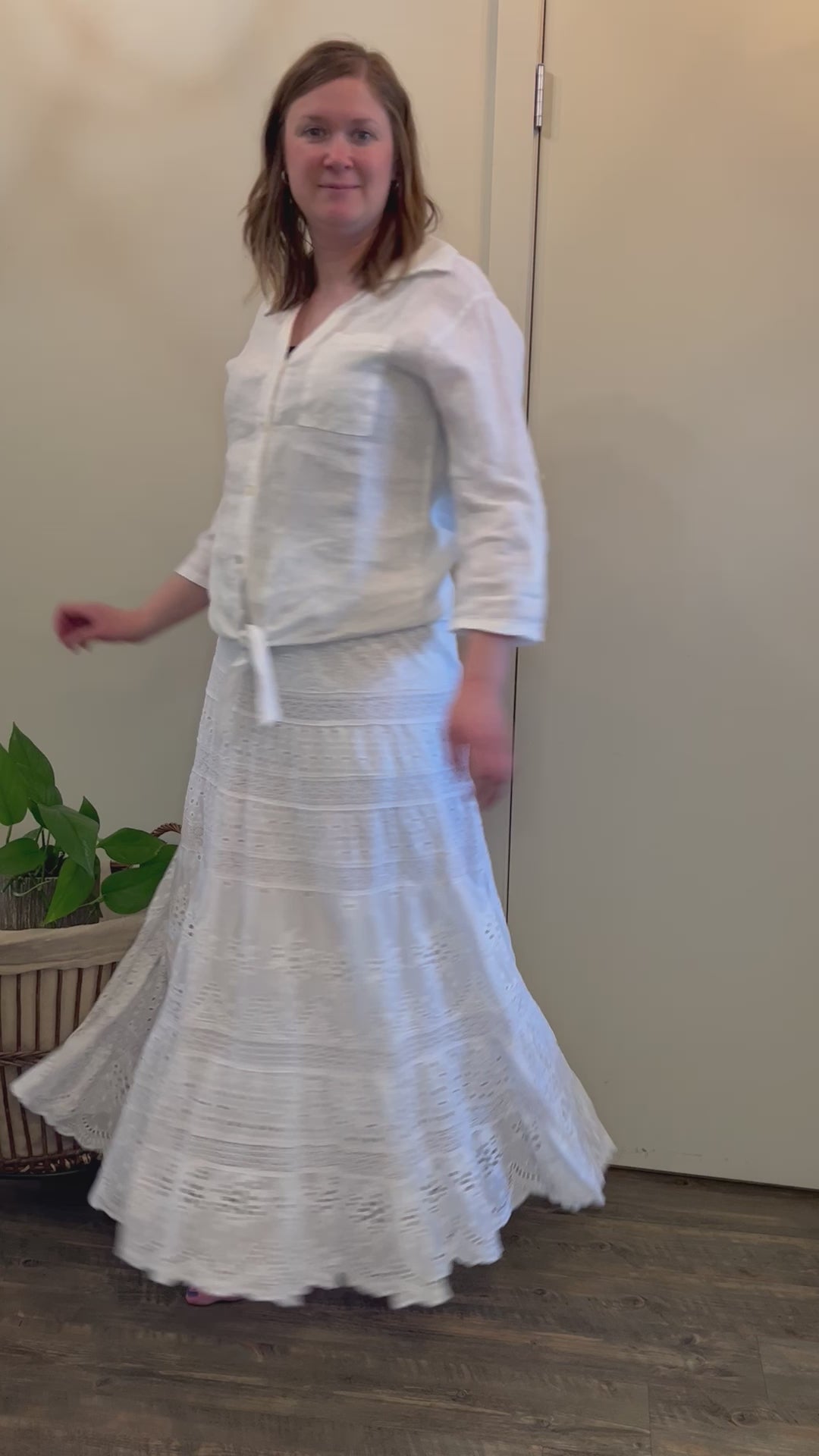 Carré Noir - White Maxi Skirt – Gayle's Fashions
