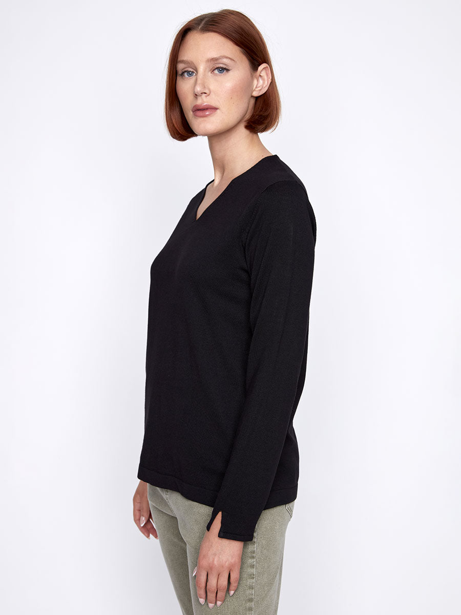 CYC - Lightweight V-Neck Sweater in Black